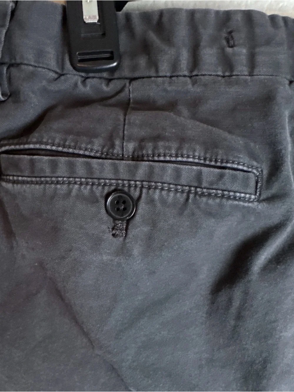 Banana Republic Men's Lived In Chino Slim Fit Dark Gray 32W 30L